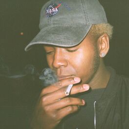 rappers smoking cigarettes