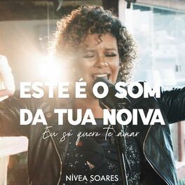 Nívea Soares 