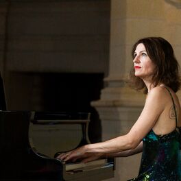 Cover of playlist This is Vanessa Wagner 🎹