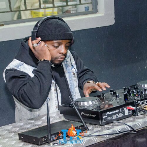 Listen to Dj Webaba podcast | Deezer