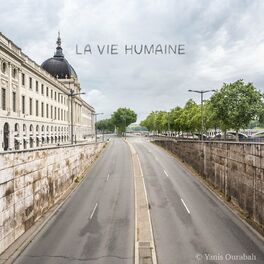 Show cover of La Vie Humaine
